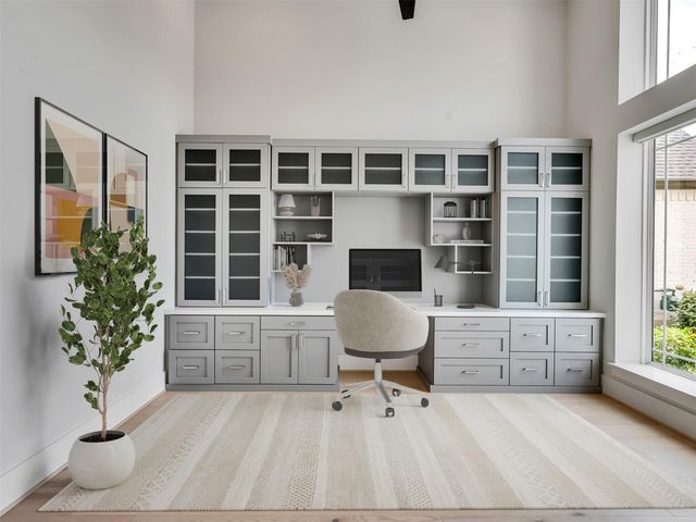 10322 Forest Lake Drive, Missouri City, TX 77459