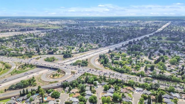 2609 Stingray Ct, Sacramento, CA 95826