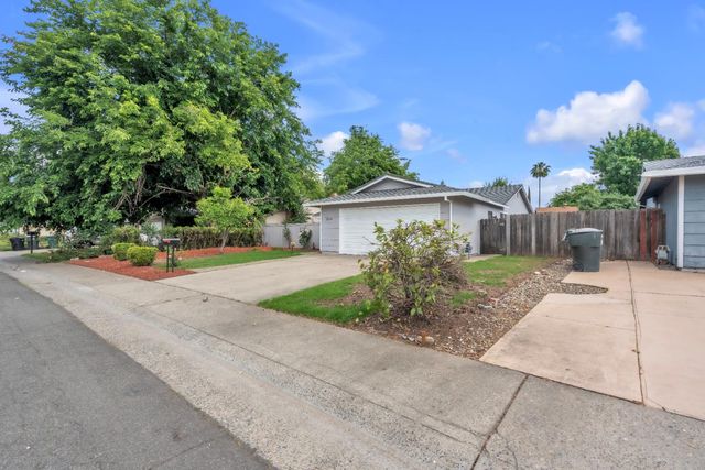 2609 Stingray Ct, Sacramento, CA 95826
