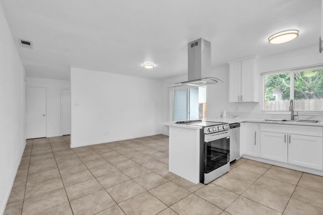 2609 Stingray Ct, Sacramento, CA 95826