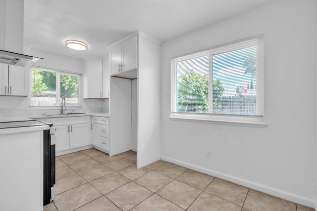 2609 Stingray Ct, Sacramento, CA 95826