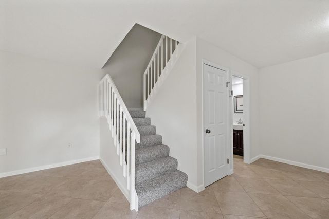 1907 19th Lane, Palm Beach Gardens, FL 33418