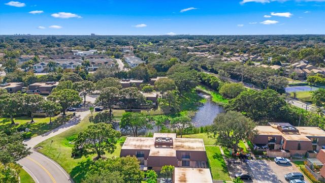 1907 19th Lane, Palm Beach Gardens, FL 33418