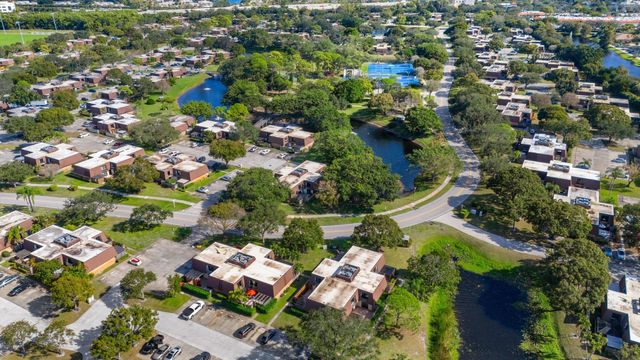 1907 19th Lane, Palm Beach Gardens, FL 33418