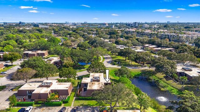 1907 19th Lane, Palm Beach Gardens, FL 33418