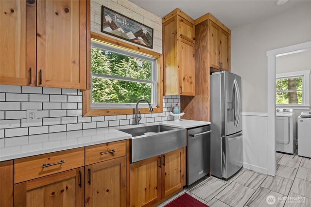 33724 SE Hudson Road, Ravensdale, WA 98051
