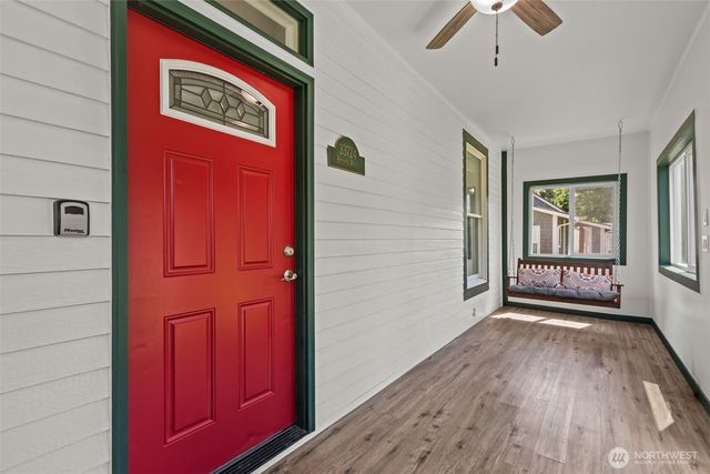 33724 SE Hudson Road, Ravensdale, WA 98051