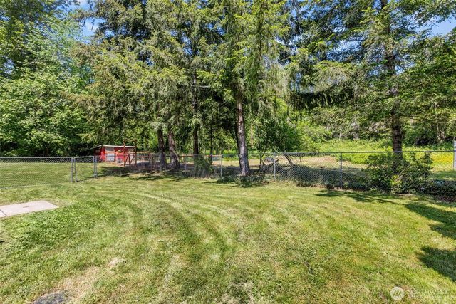 33724 SE Hudson Road, Ravensdale, WA 98051