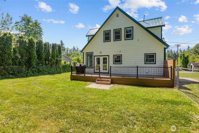 33724 SE Hudson Road, Ravensdale, WA 98051