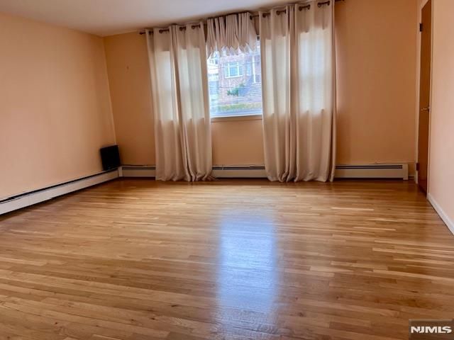 661 Clinton Place, Ridgefield, NJ 07657