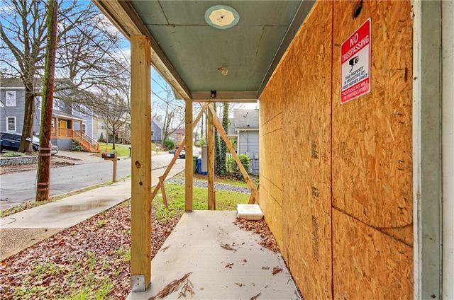 913 Smith SW Street, Atlanta, GA 30310