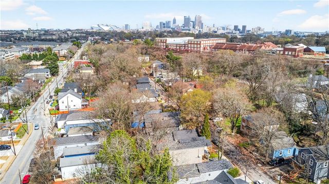 913 Smith SW Street, Atlanta, GA 30310