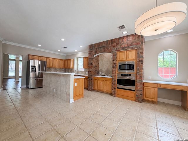 13419 STAR HEIGHTS DR, San Antonio, TX 78230