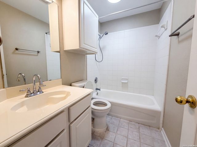 13419 STAR HEIGHTS DR, San Antonio, TX 78230