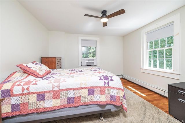 72 Broadway, Rockville Centre, NY 11570