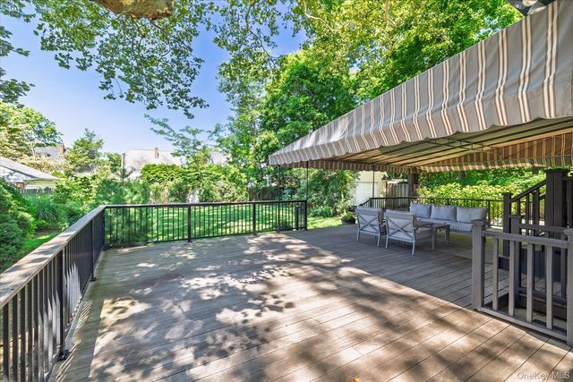 72 Broadway, Rockville Centre, NY 11570