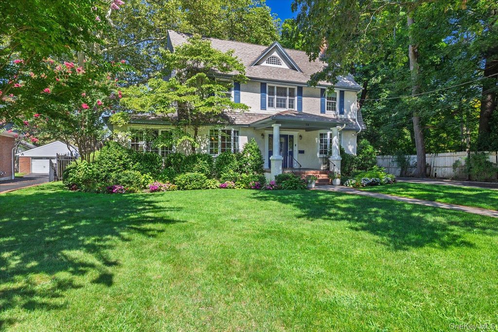 72 Broadway, Rockville Centre, NY 11570 — photo 2