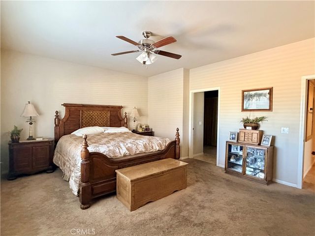 19422 Royal Oaks, Apple Valley, CA 92308