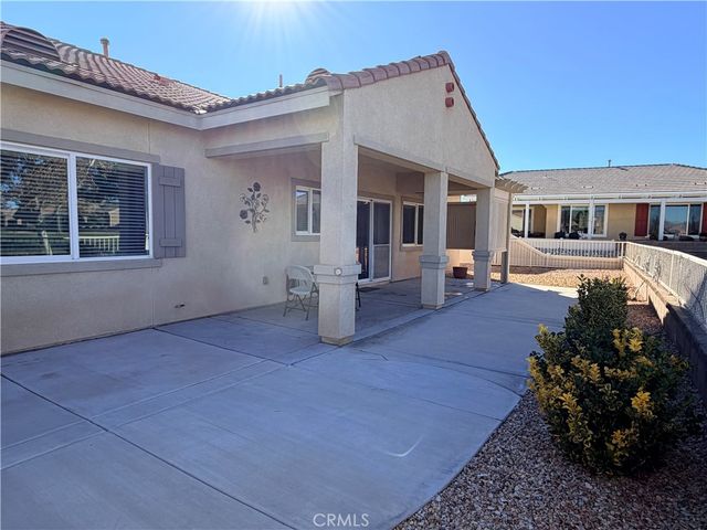 19422 Royal Oaks, Apple Valley, CA 92308