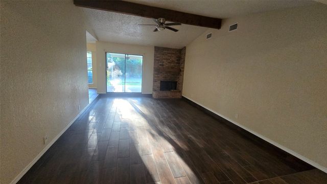 1117 Blue Carriage Lane N, Fort Worth, TX 76120