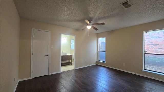 1117 Blue Carriage Lane N, Fort Worth, TX 76120