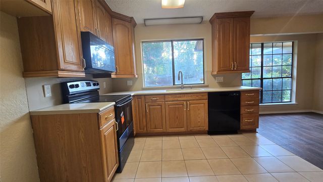 1117 Blue Carriage Lane N, Fort Worth, TX 76120