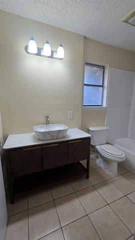 1117 Blue Carriage Lane N, Fort Worth, TX 76120