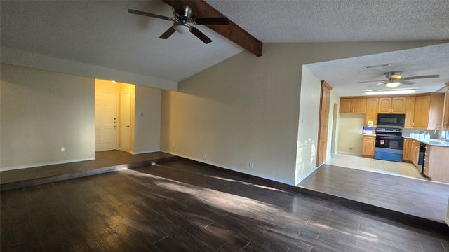 1117 Blue Carriage Lane N, Fort Worth, TX 76120