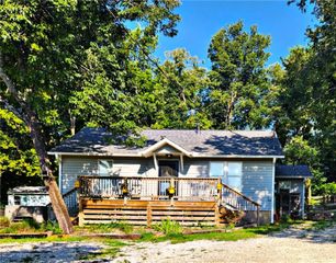 10845 SW Campbell Road, Fayetteville, AR 72701