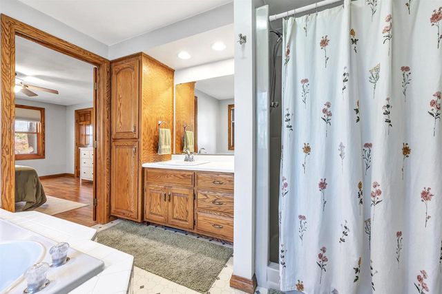 2074 BRADBURY LANE, Green Bay, WI 54313