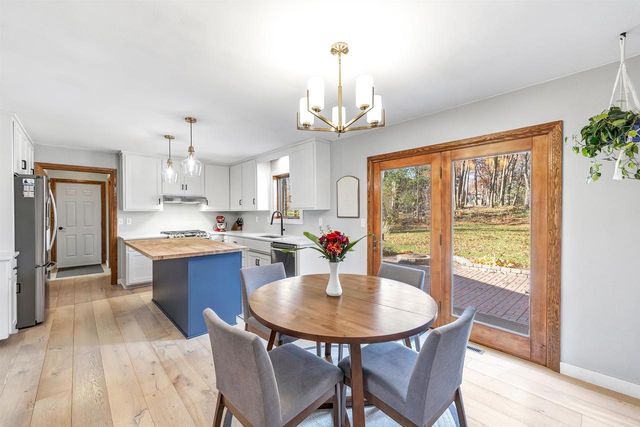 2074 BRADBURY LANE, Green Bay, WI 54313