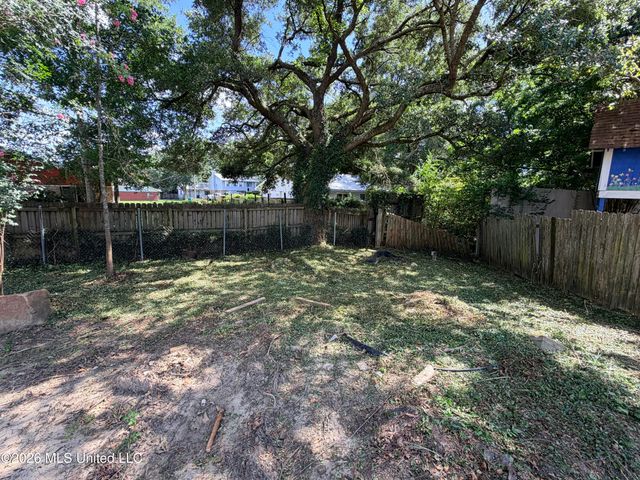 11065 E Dogwood Drive, Gulfport, MS 39503