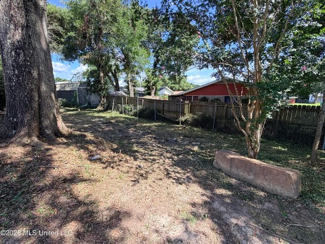 11065 E Dogwood Drive, Gulfport, MS 39503