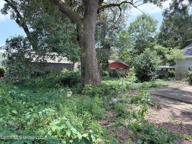 11065 E Dogwood Drive, Gulfport, MS 39503