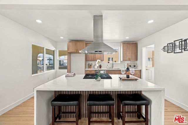 1418 W 93rd Street, Los Angeles, CA 90047