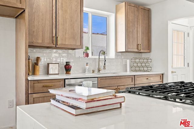 1418 W 93rd Street, Los Angeles, CA 90047