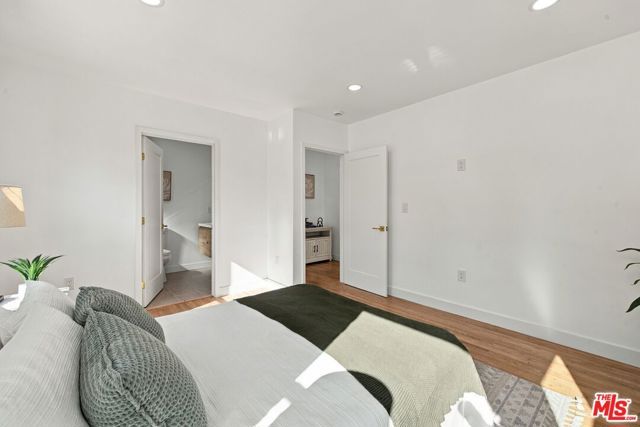 1418 W 93rd Street, Los Angeles, CA 90047