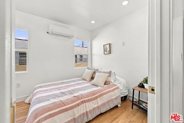 1418 W 93rd Street, Los Angeles, CA 90047