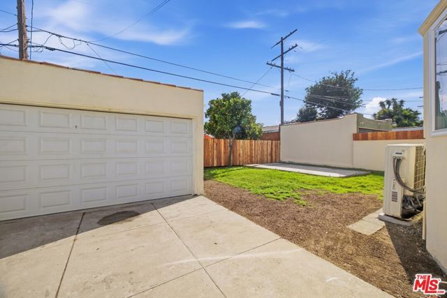1418 W 93rd Street, Los Angeles, CA 90047
