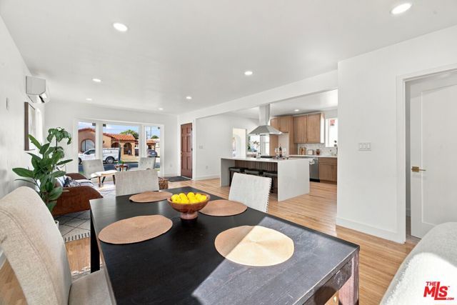 1418 W 93rd Street, Los Angeles, CA 90047
