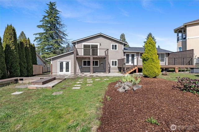 2003 SW 304th Street, Federal Way, WA 98023