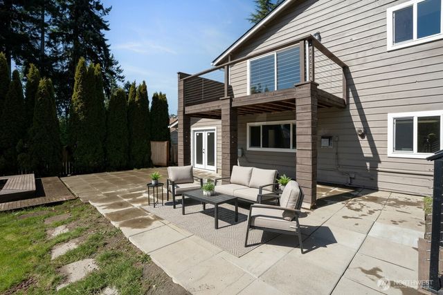 2003 SW 304th Street, Federal Way, WA 98023