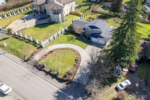 2003 SW 304th Street, Federal Way, WA 98023