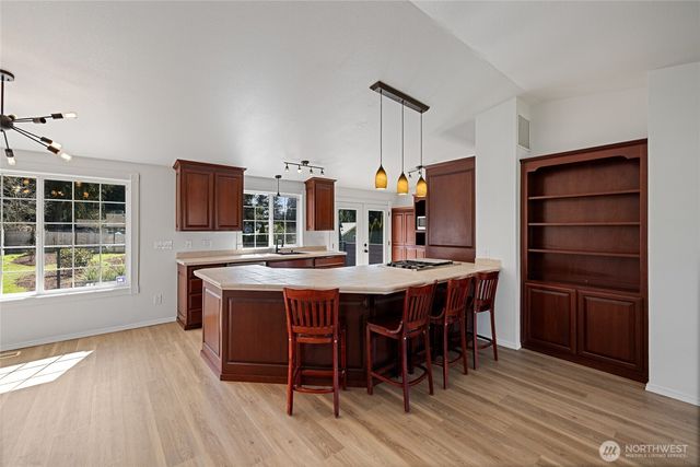 2003 SW 304th Street, Federal Way, WA 98023