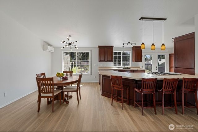 2003 SW 304th Street, Federal Way, WA 98023