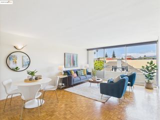 320 Lee St 503, Oakland, CA 94610