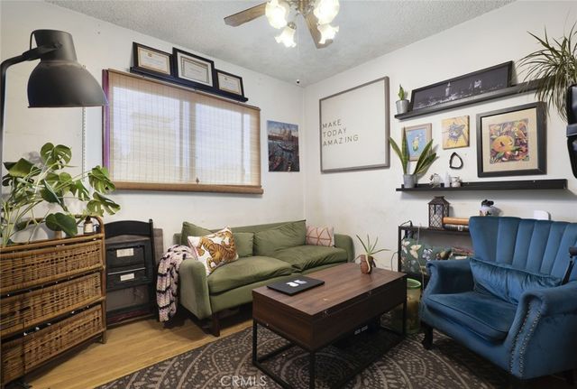 10756 Redmont Avenue, Tujunga, CA 91042