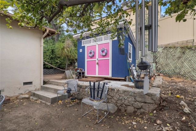 10756 Redmont Avenue, Tujunga, CA 91042