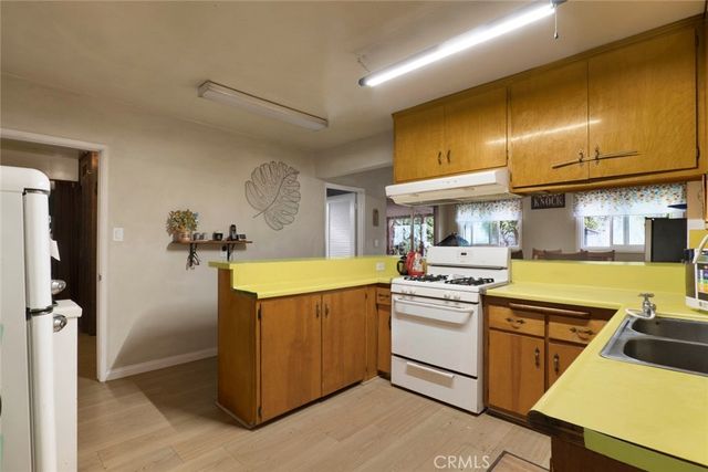 10756 Redmont Avenue, Tujunga, CA 91042
