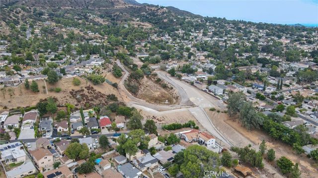 10756 Redmont Avenue, Tujunga, CA 91042
